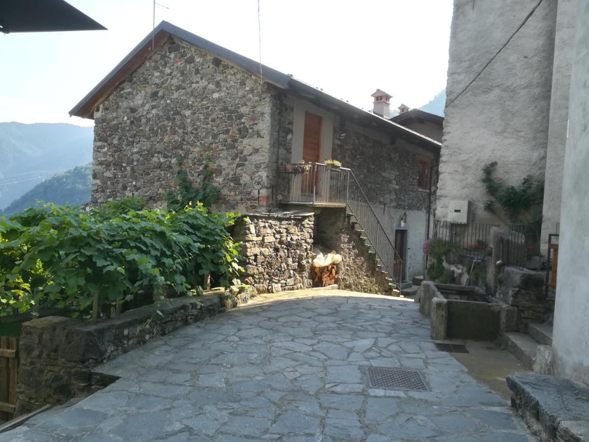 La Piccionaia Villa Varallo Exterior photo
